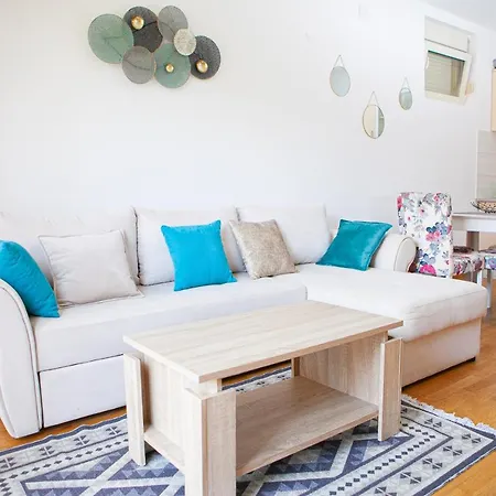 Apartament Lora Cetinjska18