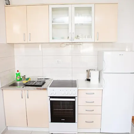 Lora Cetinjska18 Apartament Budva
